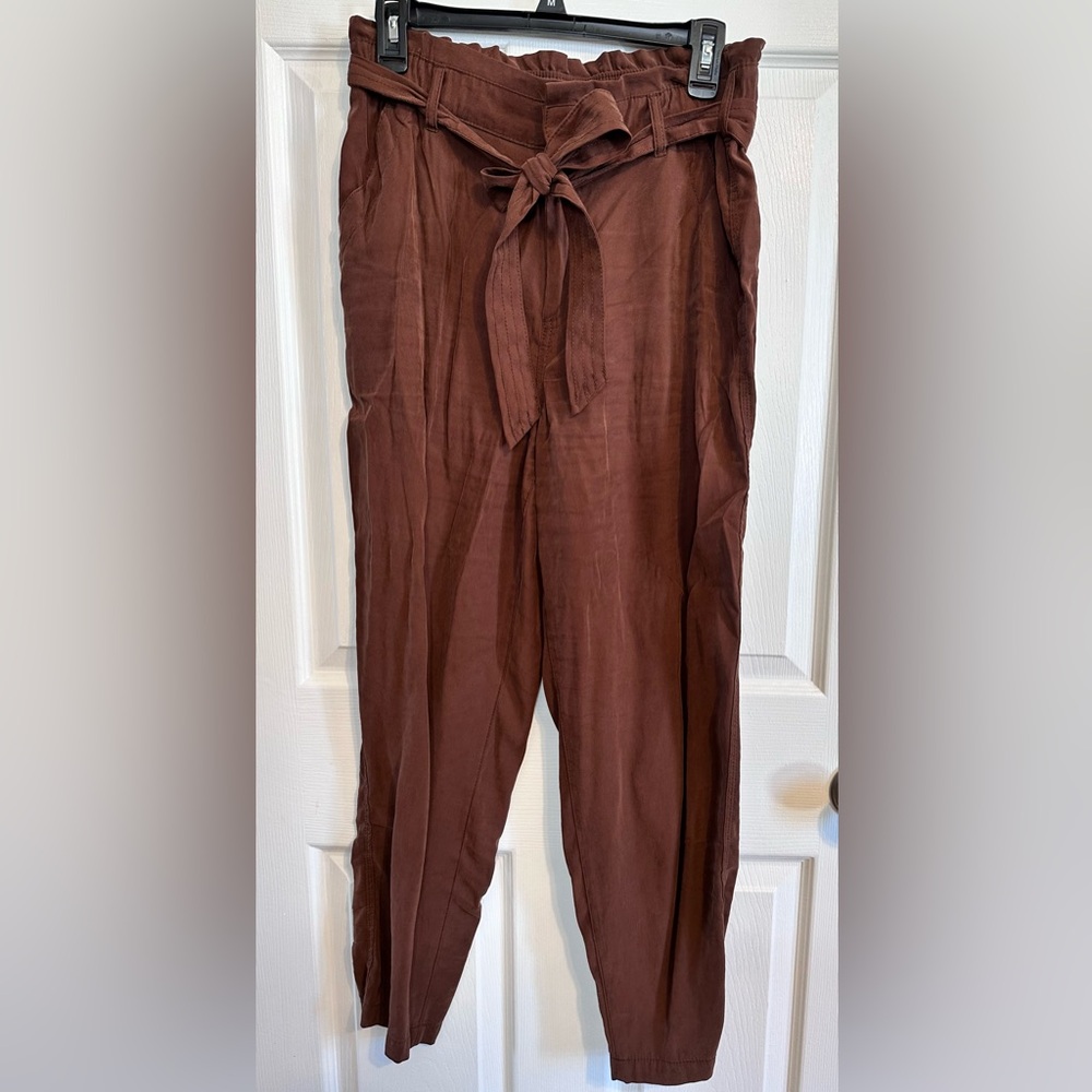 Old Navy Women’s Brown Paper Bag Waist Pants